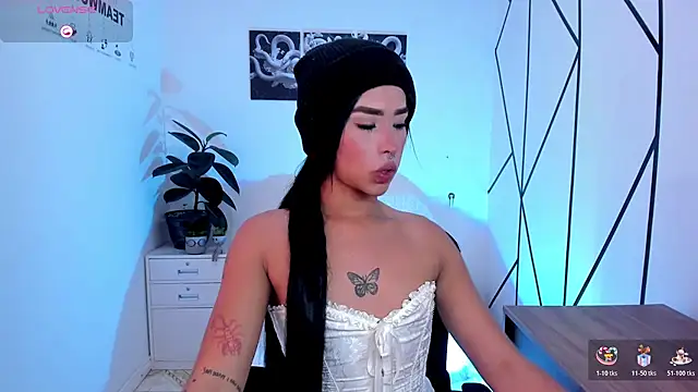 Flor Gil online show from December 13, 7:53 pm