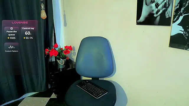 Flor Gil online show from December 22, 6:43 am