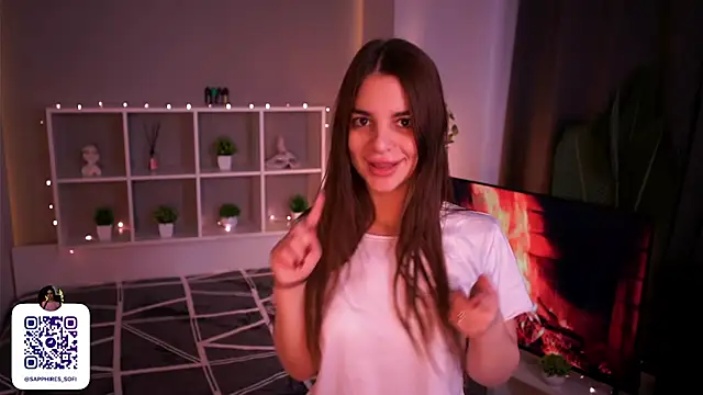 Snapshot of LauraHansil chatting on November 12, 7:31 am LauraHansil online show from November 12, 7:31 am