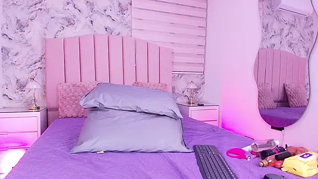 emma trix online show from April 29, 11:58 am
