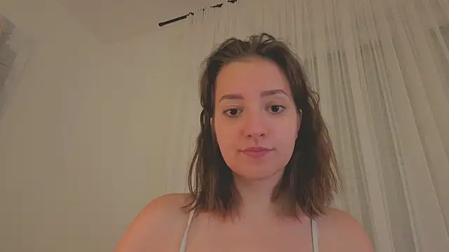 Snapshot of _annieone chatting on October 28, 10:34 pm annieone online show from October 28, 10:34 pm