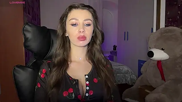 Snapshot of SweetCherry__N chatting on November 14, 10:29 pm SweetCherry N online show from November 14, 10:29 pm