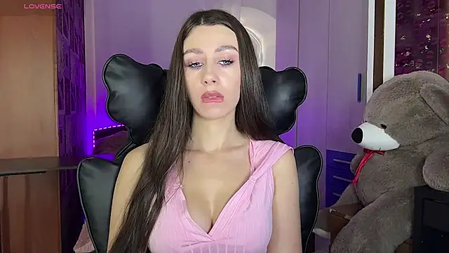 SweetCherry  N online show from June 5, 10:10 am