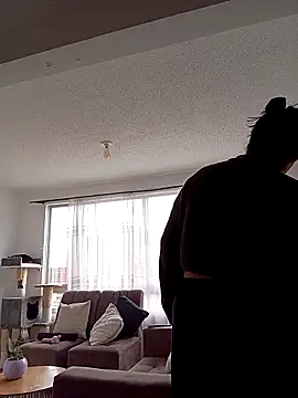 Snapshot of Macarena-2 chatting on October 29, 9:49 pm Macarena-2 online show from October 29, 9:49 pm