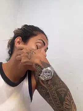 sabrinaneves online show from March 3, 12:11 pm