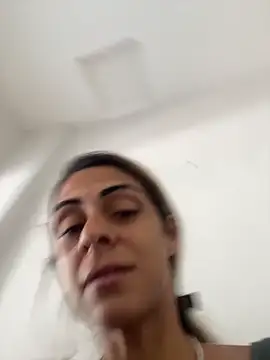 Snapshot of sabrinaneves chatting on April 2, 1:31 pm sabrinaneves online show from April 2, 1:31 pm