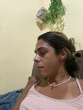 Snapshot of sabrinaneves chatting on April 4, 10:29 pm sabrinaneves online show from April 4, 10:29 pm