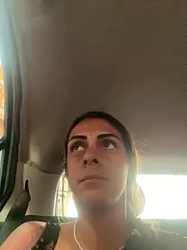 Snapshot of sabrinaneves chatting on April 9, 10:42 am sabrinaneves online show from April 9, 10:42 am