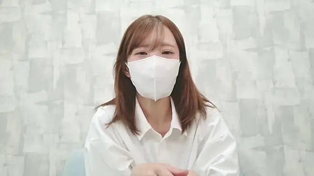 Snapshot of Minami_jjjj chatting on August 7, 12:56 am Minami jjjj online show from August 7, 12:56 am