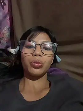 hottiebabe23 online show from November 11, 5:07 am