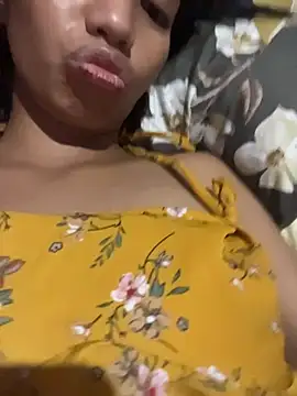 hottiebabe23 online show from December 22, 1:24 am