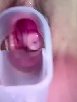 Snapshot of feid_ff chatting on November 27, 4:47 am feid ff online show from November 27, 4:47 am