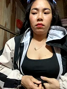 Snapshot of Nul-chal chatting on November 11, 5:13 pm Nul-chal online show from November 11, 5:13 pm