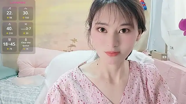 MsTipsy  online show from April 21, 10:21 am