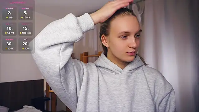 DierdreJacobsohn online show from December 22, 6:32 am