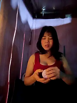 Snapshot of Nahata-suki chatting on December 3, 7:27 am Nahata-suki online show from December 3, 7:27 am