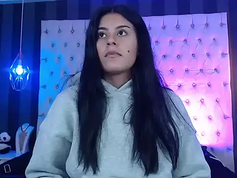 Snapshot of BrendaMarxhal chatting on November 10, 7:13 pm BrendaMarxhal online show from November 10, 7:13 pm