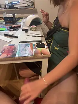 Snapshot of Teeny-Slut18 chatting on August 7, 7:32 am Teeny-Slut18 online show from August 7, 7:32 am