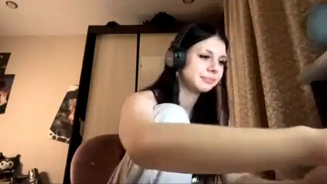 Snapshot of AnGallo chatting on November 16, 7:30 pm AnGallo online show from November 16, 7:30 pm