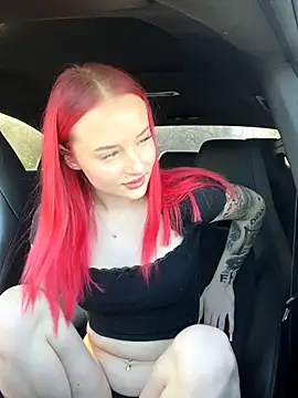 Snapshot of kimkatyrides chatting on November 23, 11:21 am kimkatyrides online show from November 23, 11:21 am