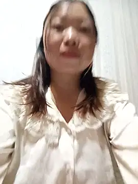 julybe online show from July 22, 2:53 pm