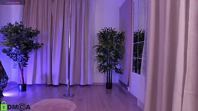 SidneyPuff online show from February 7, 5:55 am