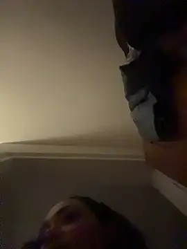 Snapshot of kennedylorel chatting on November 5, 10:43 pm kennedylorel online show from November 5, 10:43 pm