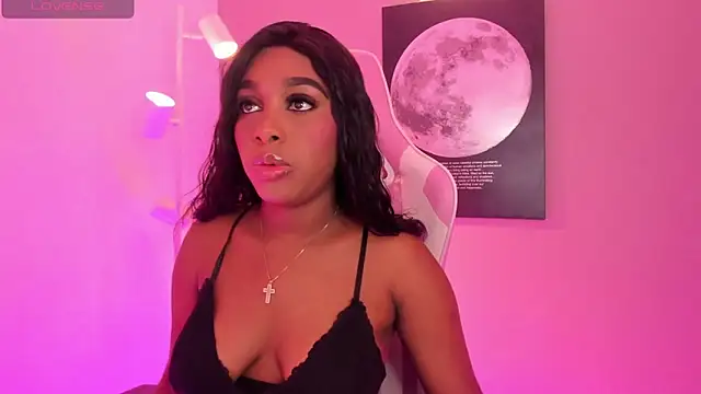 Snapshot of KaylaPrince_ chatting on November 1, 12:34 am KaylaPrince online show from November 1, 12:34 am