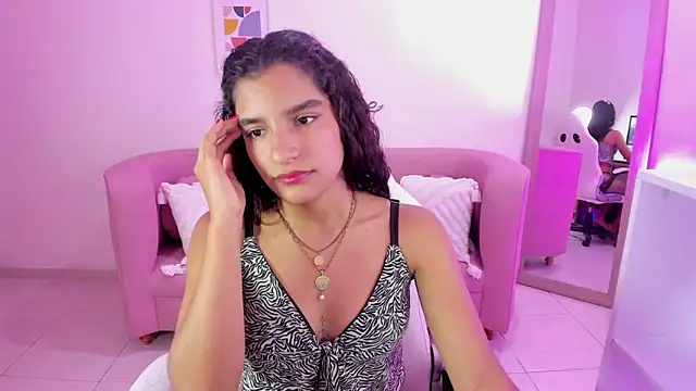 Mia Greco1 online show from March 14, 12:32 pm