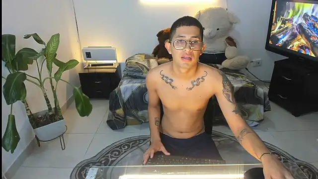 darwinandbrayann online show from March 2, 4:14 am