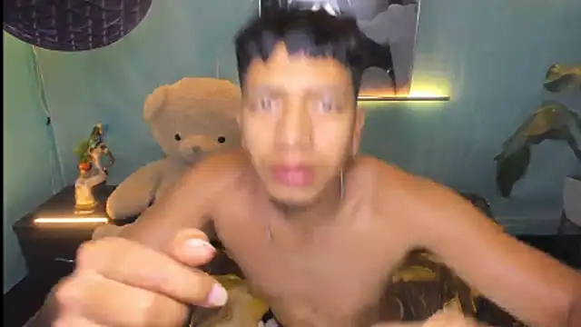 darwinandbrayann online show from April 6, 3:57 pm