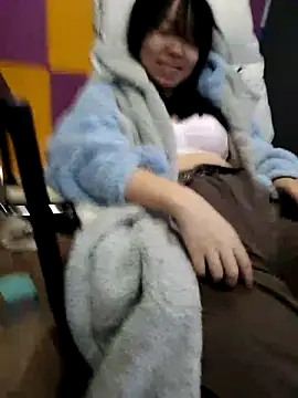 tingbeibi online show from December 4, 2:10 am