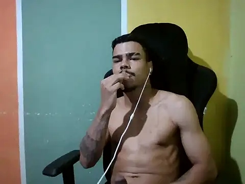 Snapshot of Joao_BRL chatting on November 16, 4:34 pm Joao BRL online show from November 16, 4:34 pm