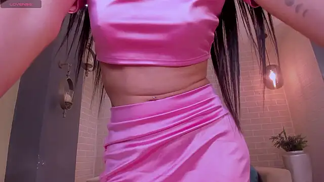 BellaConnorX online show from February 25, 4:00 am