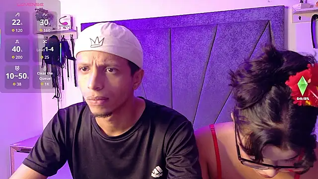 Snapshot of DamianandEva chatting on March 21, 1:05 pm DamianandEva online show from March 21, 1:05 pm