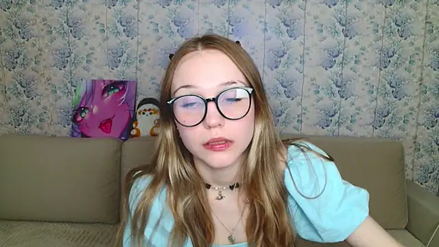Snapshot of phreshgirlswag chatting on April 2, 7:55 pm phreshgirlswag online show from April 2, 7:55 pm