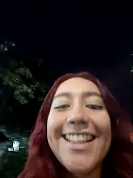 Snapshot of Eveelyn25x chatting on October 30, 3:19 am Eveelyn25x online show from October 30, 3:19 am