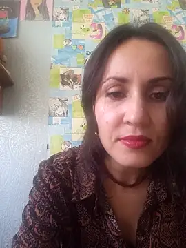 Snapshot of Hhanna chatting on October 31, 9:54 am Hhanna online show from October 31, 9:54 am