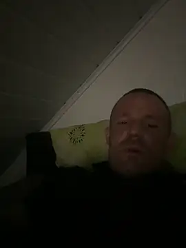 Snapshot of superbertok chatting on November 21, 10:08 pm superbertok online show from November 21, 10:08 pm