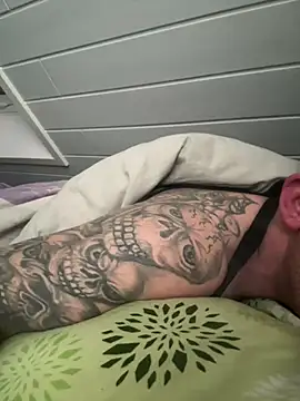 Snapshot of superbertok chatting on March 21, 6:40 am superbertok online show from March 21, 6:40 am