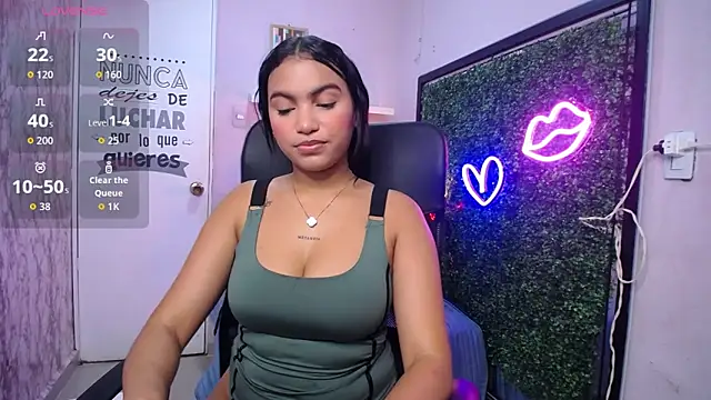 Snapshot of valeria_martinez19 chatting on November 20, 4:12 am valeria martinez19 online show from November 20, 4:12 am