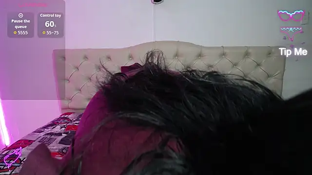 Snapshot of valeria_martinez19 chatting on June 20, 1:41 am valeria martinez19 online show from June 20, 1:41 am