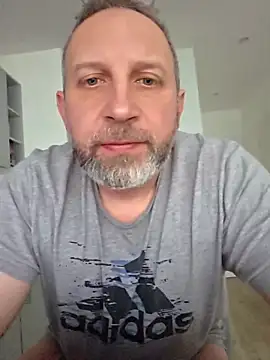 Snapshot of ghost430000 chatting on November 20, 2:28 pm ghost430000 online show from November 20, 2:28 pm