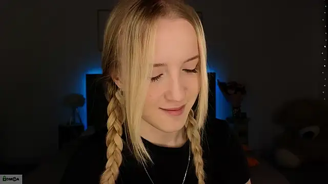 adele armass online show from February 15, 9:22 pm