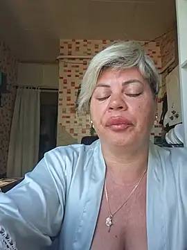 Snapshot of MilkySky chatting on June 24, 7:07 am MilkySky online show from June 24, 7:07 am
