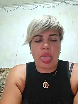 Snapshot of MilkySky chatting on July 27, 6:48 pm MilkySky online show from July 27, 6:48 pm