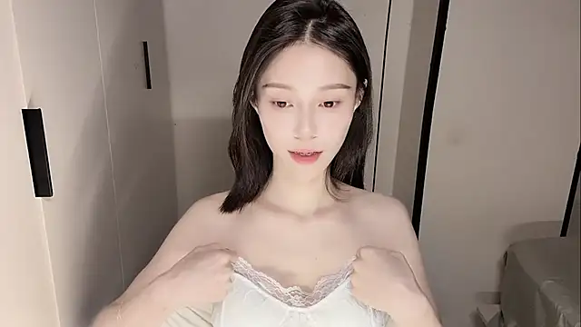 Snapshot of yuyu-33 chatting on November 19, 6:13 am yuyu-33 online show from November 19, 6:13 am