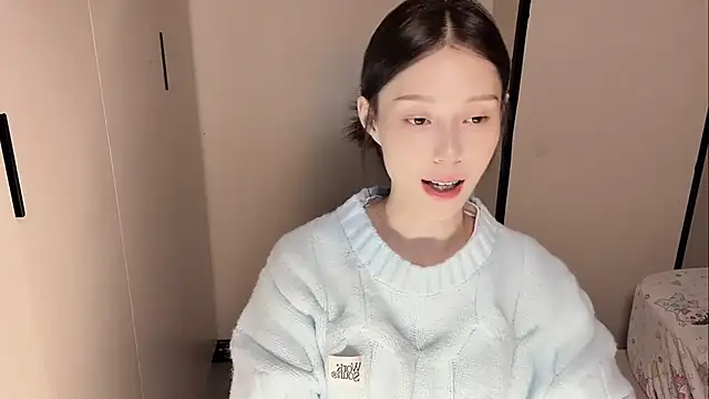 Snapshot of yuyu-33 chatting on November 30, 1:48 pm yuyu-33 online show from November 30, 1:48 pm