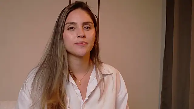 Snapshot of VictoriaNova_ chatting on May 28, 10:29 pm VictoriaNova online show from May 28, 10:29 pm
