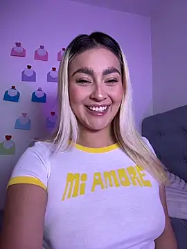 Elina Hills online show from February 11, 3:06 pm